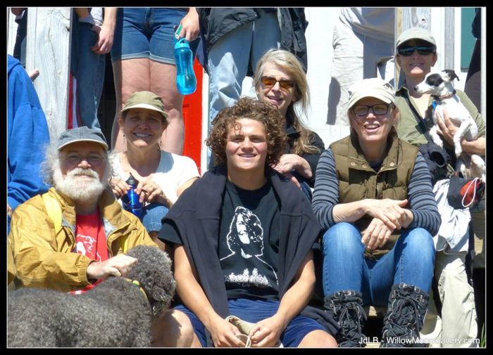 300517_10151417057416516_886220876_n